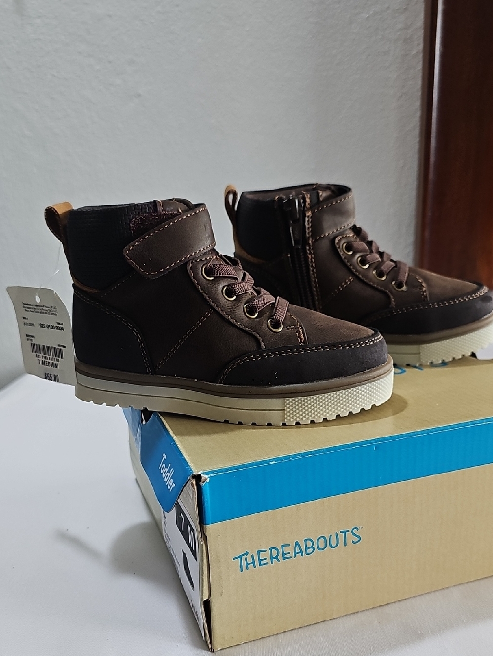 Thereabouts Toddler Boys Lil Asher Brown Flat Heel Lace Up Boot. Size 6 (604)